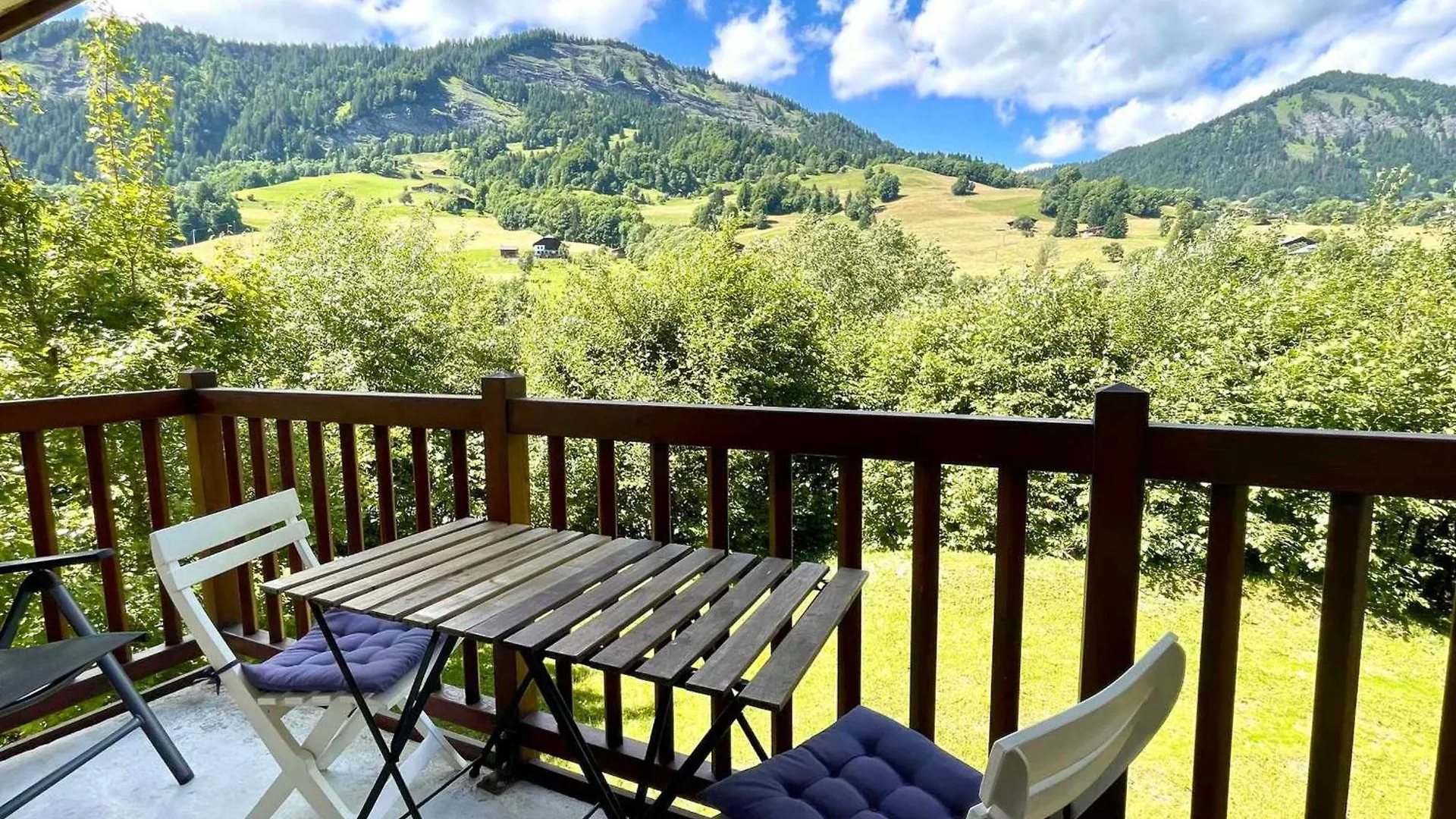 Apartment Appartement Cosy Avec Piscine, Au Pied Des Pistes A Flumet - Fr-1-505-208