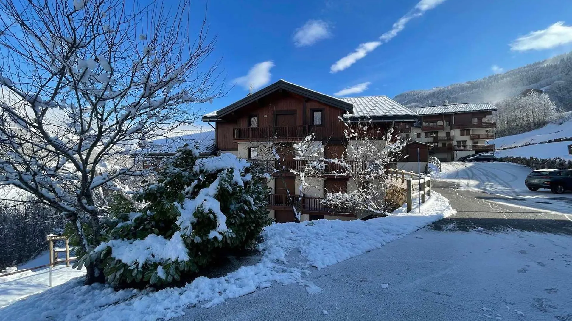 Appartement Cosy Avec Piscine, Au Pied Des Pistes A Flumet - Fr-1-505-208